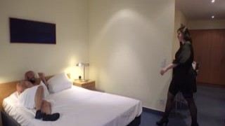 Deutsches kurviges BBW Teen von alten Typen im Hotel ge